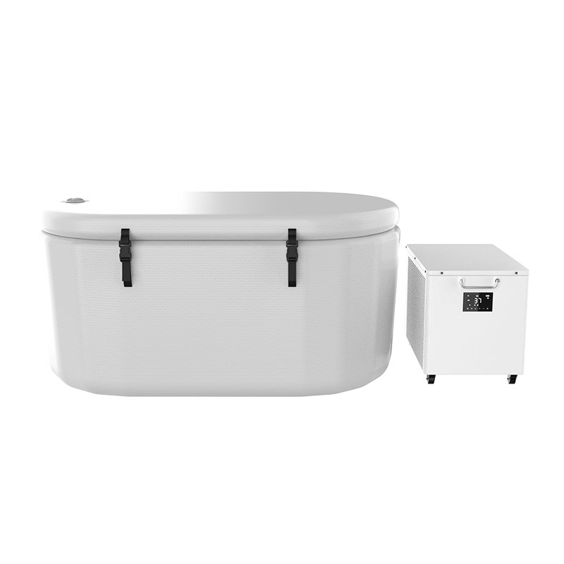 Kolam renang pemandian es besar untuk terapi dingin Kolam renang pemandian es besar untuk terapi dingin